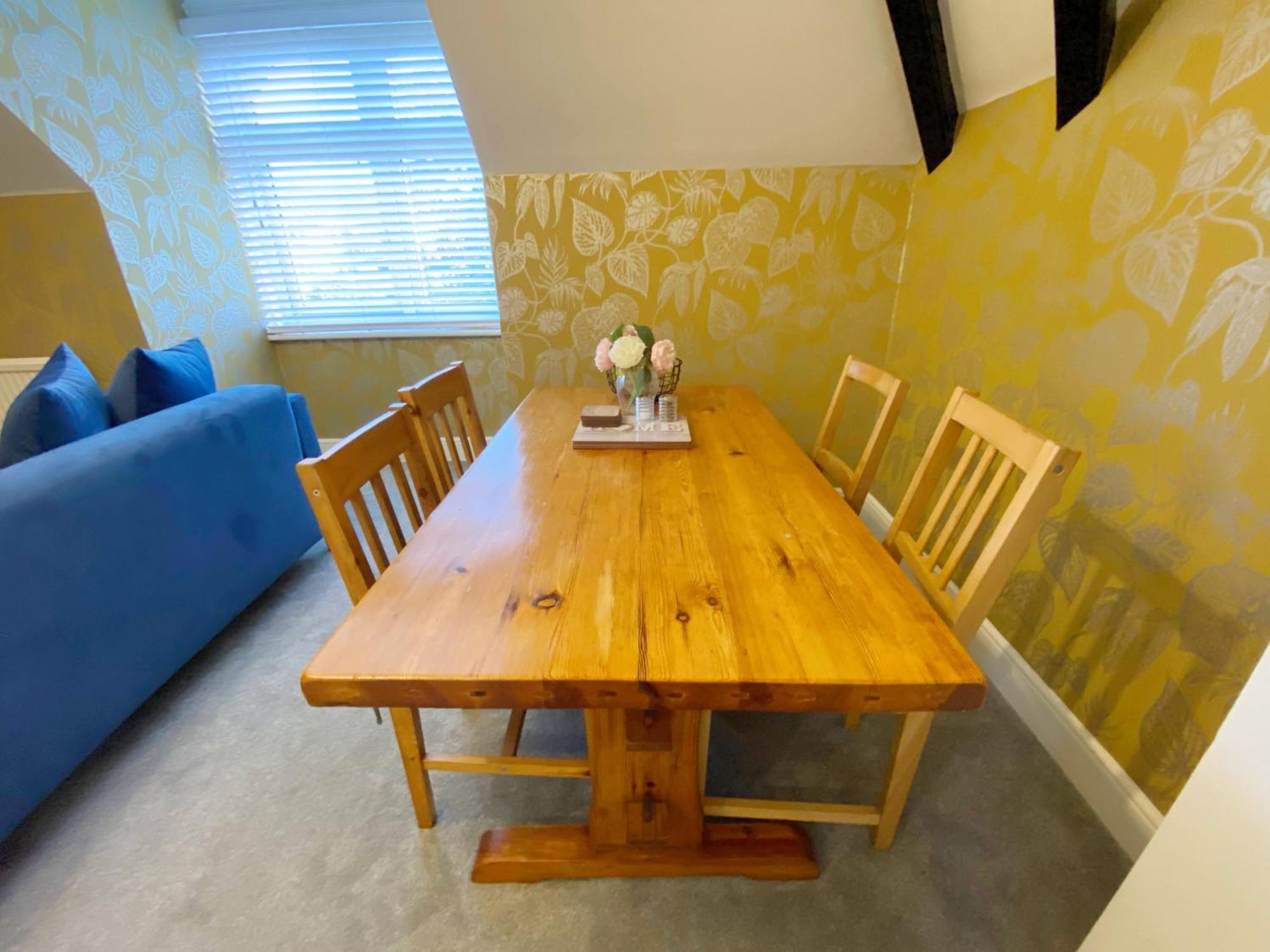 The Beach Hut - 1 Bedroom Apartment Near The Beach บอร์นมัธ ภายนอก รูปภาพ