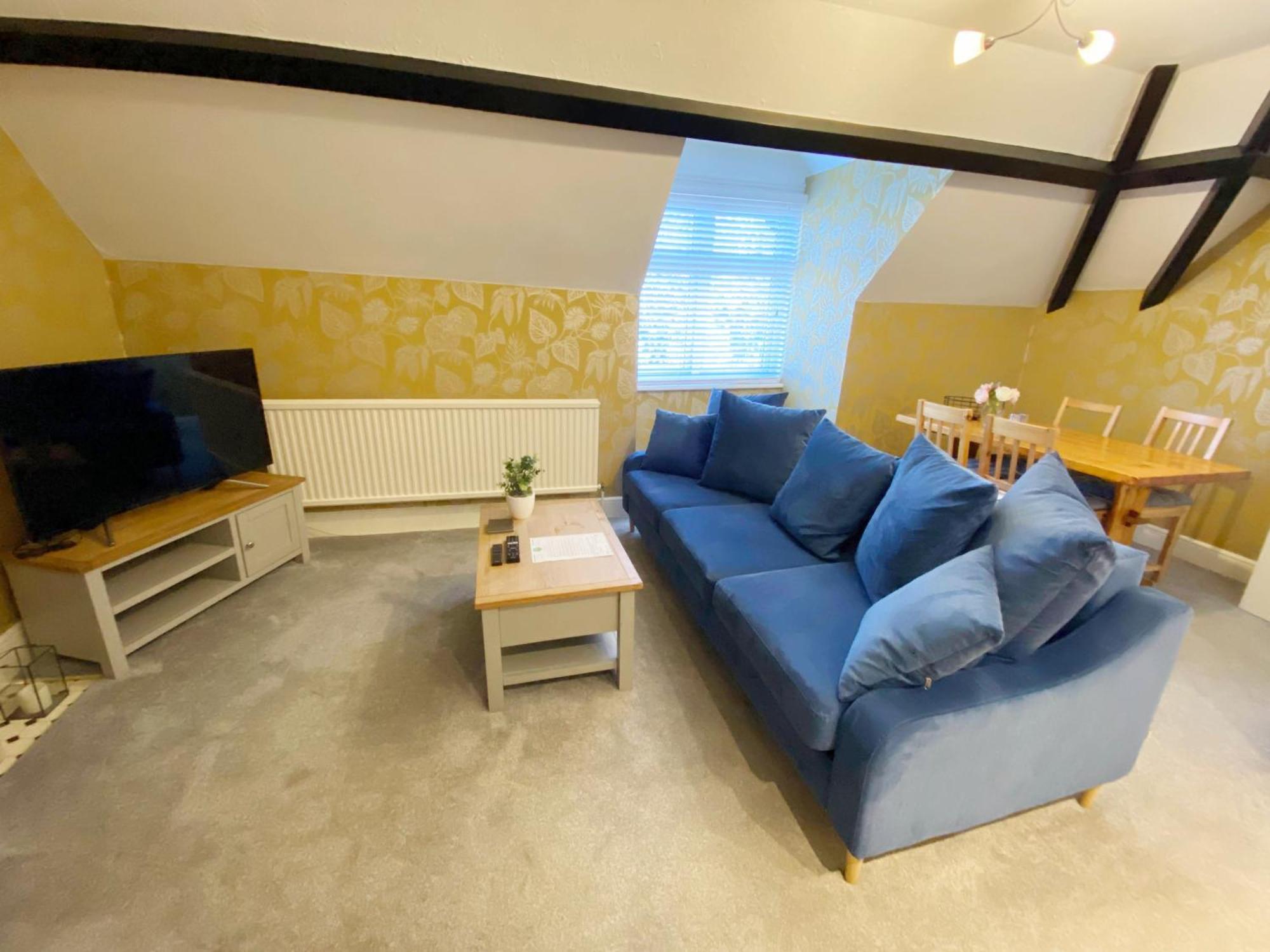 The Beach Hut - 1 Bedroom Apartment Near The Beach บอร์นมัธ ภายนอก รูปภาพ